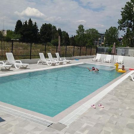 Riverside Vip Аpartments Aparthotel Napospart Kültér fotó